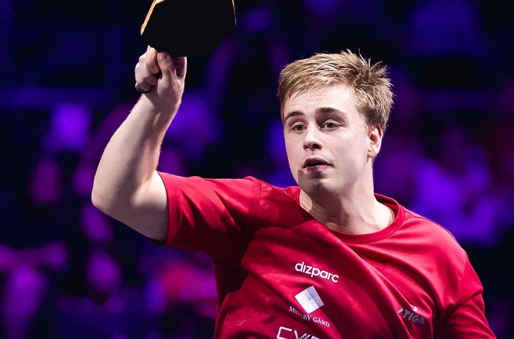 通过举办或 通过举办或